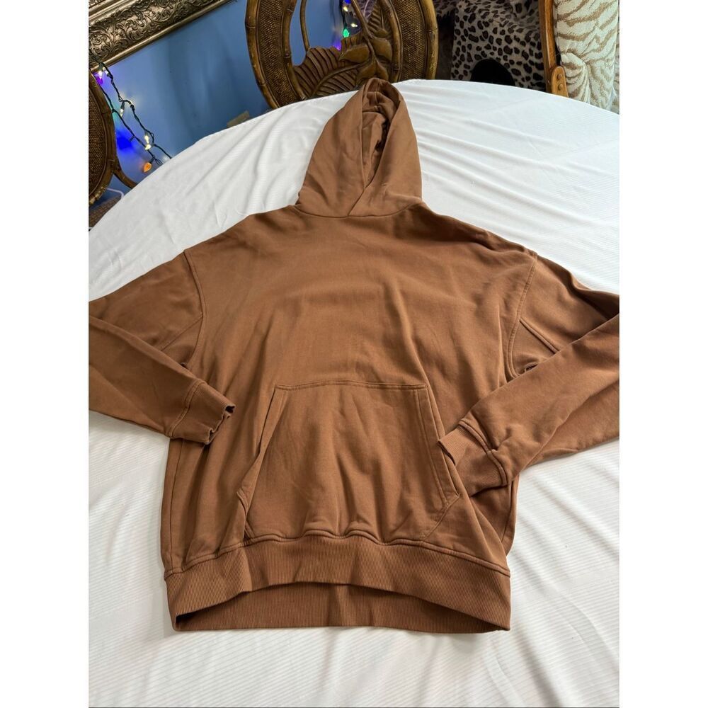 Gymshark Men’s Brown Pullover Sweatshirt Hoodie Size Small